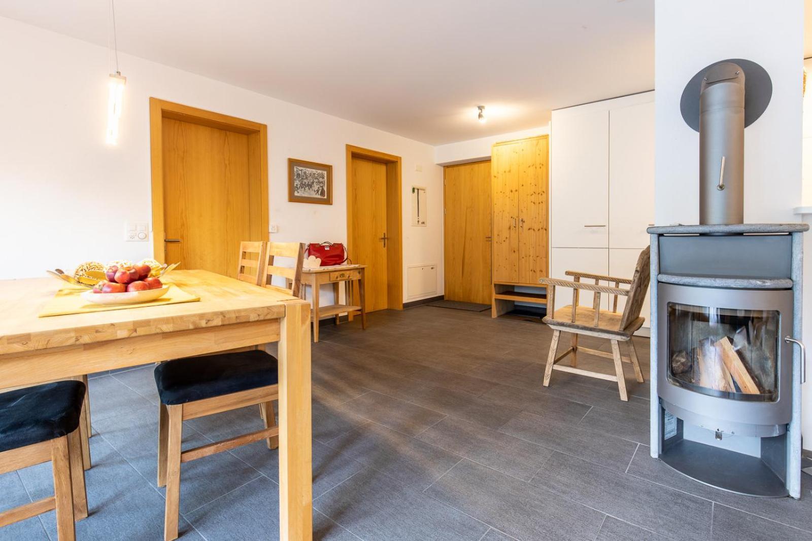 Apartamento La Stüvetta Scuol Exterior foto